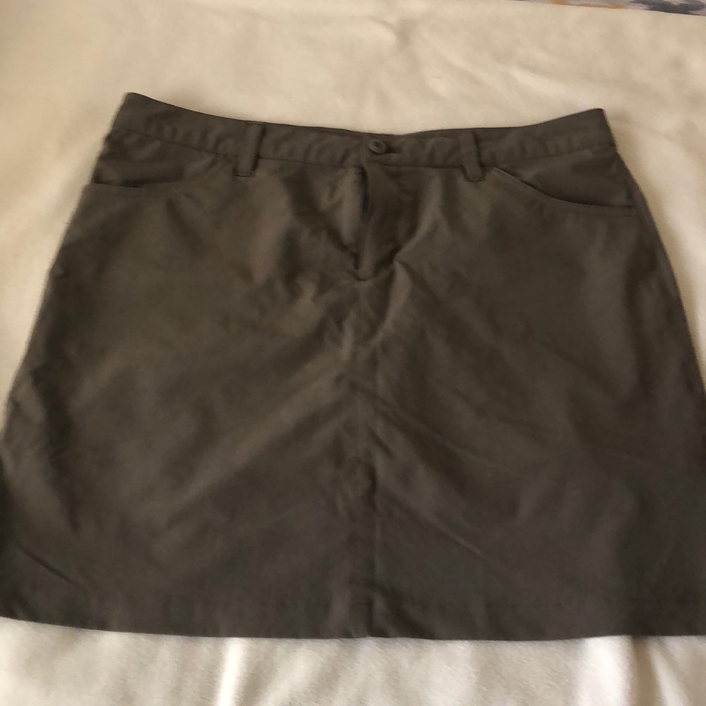 EDDIE BAUER Brown or khaki skort